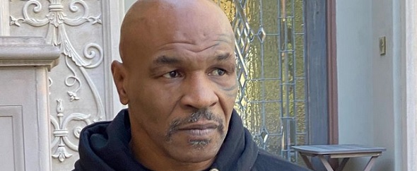 Mike Tyson se utká s Royem Jonesem Juniorem