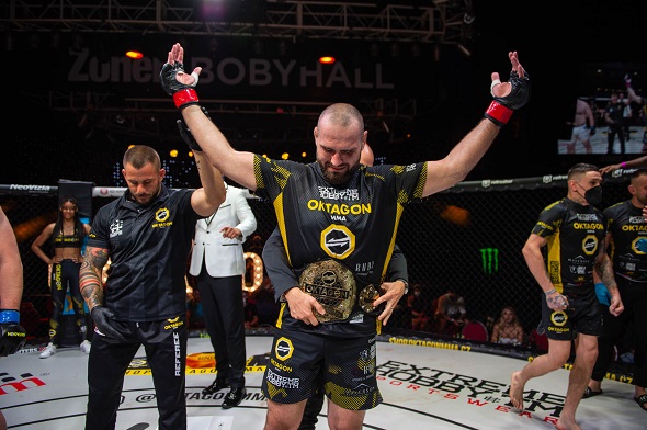 Martin Buday vybojoval titul těžké váhy, OKTAGON MMA