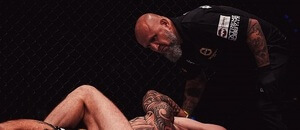 Jan Voborník je předním českým MMA rozhodčím